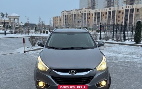 Hyundai ix35 I рестайлинг, 2013 год, 1 230 000 рублей, 2 фотография