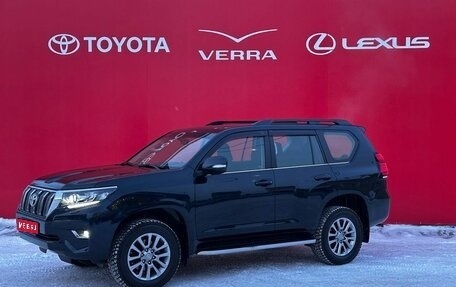 Toyota Land Cruiser Prado 150 рестайлинг 2, 2018 год, 7 000 000 рублей, 1 фотография