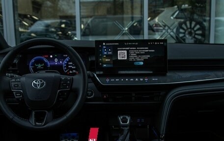 Toyota Camry, 2025 год, 4 950 000 рублей, 9 фотография