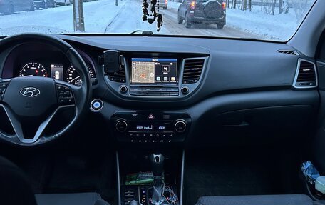 Hyundai Tucson III, 2018 год, 1 850 000 рублей, 13 фотография