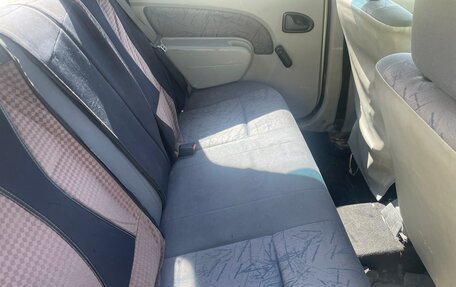 Renault Logan I, 2006 год, 110 000 рублей, 9 фотография