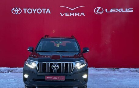 Toyota Land Cruiser Prado 150 рестайлинг 2, 2018 год, 7 000 000 рублей, 2 фотография