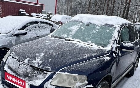 Volkswagen Touareg III, 2004 год, 410 000 рублей, 18 фотография