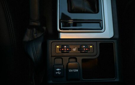 Toyota Land Cruiser Prado 150 рестайлинг 2, 2018 год, 7 000 000 рублей, 16 фотография