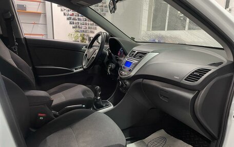 Hyundai Solaris II рестайлинг, 2014 год, 750 000 рублей, 8 фотография