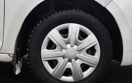 Skoda Rapid I, 2014 год, 730 000 рублей, 18 фотография