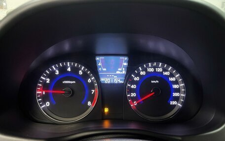 Hyundai Solaris II рестайлинг, 2014 год, 750 000 рублей, 19 фотография