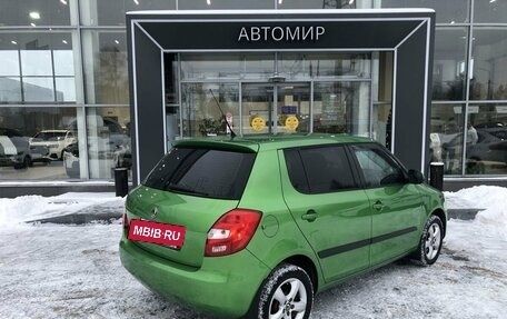 Skoda Fabia II, 2011 год, 830 000 рублей, 5 фотография