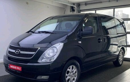 Hyundai H-1 II рестайлинг, 2012 год, 999 000 рублей, 1 фотография