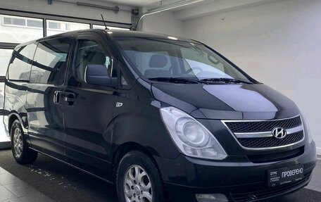 Hyundai H-1 II рестайлинг, 2012 год, 999 000 рублей, 3 фотография