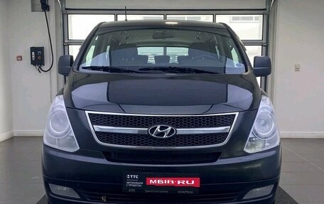 Hyundai H-1 II рестайлинг, 2012 год, 999 000 рублей, 2 фотография
