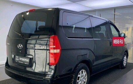 Hyundai H-1 II рестайлинг, 2012 год, 999 000 рублей, 5 фотография