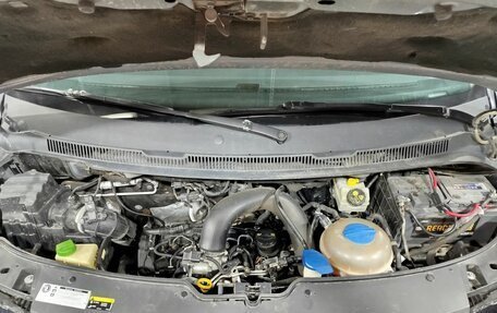 Volkswagen Caravelle T6 рестайлинг, 2016 год, 2 700 000 рублей, 11 фотография