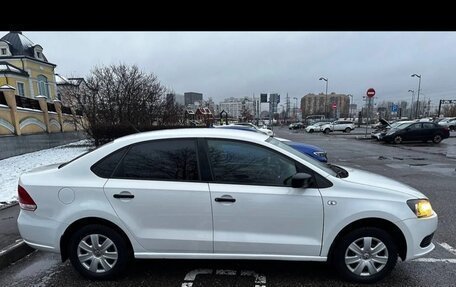 Volkswagen Polo VI (EU Market), 2011 год, 650 000 рублей, 4 фотография