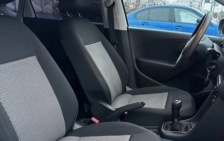 Volkswagen Polo VI (EU Market), 2011 год, 650 000 рублей, 11 фотография