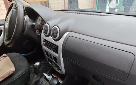 Renault Logan I, 2010 год, 330 000 рублей, 10 фотография