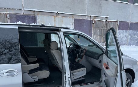 KIA Carnival III, 2005 год, 565 000 рублей, 17 фотография