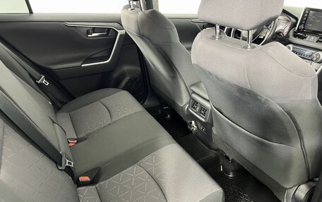 Toyota RAV4, 2020 год, 3 250 000 рублей, 12 фотография