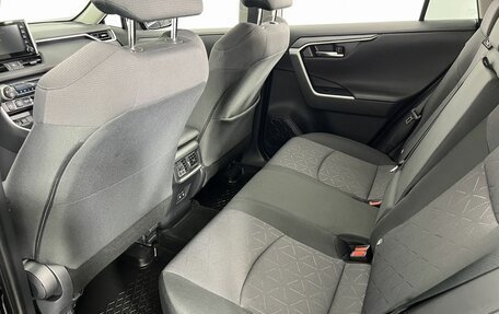 Toyota RAV4, 2020 год, 3 250 000 рублей, 11 фотография