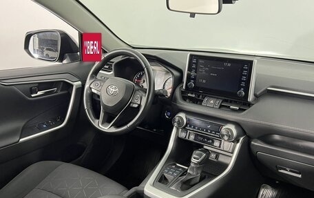 Toyota RAV4, 2020 год, 3 250 000 рублей, 14 фотография