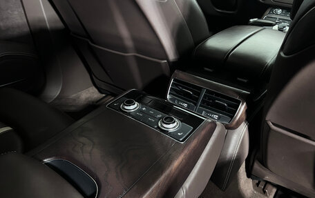 Audi A8, 2010 год, 1 679 000 рублей, 17 фотография