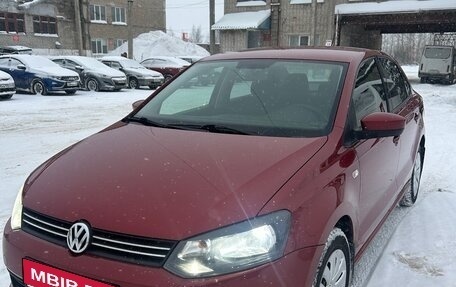 Volkswagen Polo VI (EU Market), 2013 год, 850 000 рублей, 1 фотография