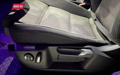 Volkswagen Passat B8 рестайлинг, 2019 год, 1 750 000 рублей, 17 фотография