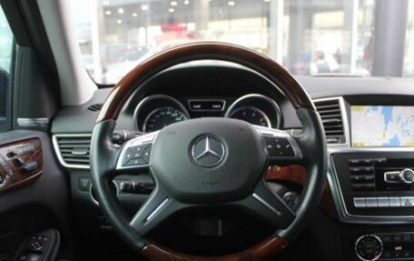 Mercedes-Benz M-Класс, 2012 год, 2 200 000 рублей, 10 фотография