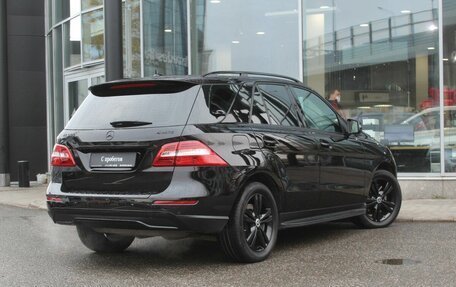 Mercedes-Benz M-Класс, 2012 год, 2 200 000 рублей, 24 фотография