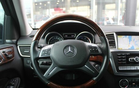 Mercedes-Benz M-Класс, 2012 год, 2 200 000 рублей, 31 фотография