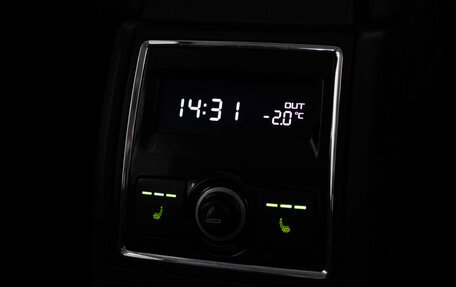 Skoda Superb III рестайлинг, 2014 год, 1 099 000 рублей, 23 фотография