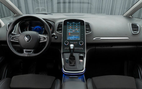 Renault Scenic IV, 2018 год, 1 740 000 рублей, 10 фотография