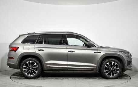 Skoda Kodiaq I, 2023 год, 4 249 000 рублей, 4 фотография