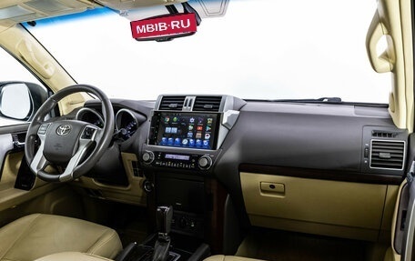 Toyota Land Cruiser Prado 150 рестайлинг 2, 2016 год, 3 799 000 рублей, 11 фотография