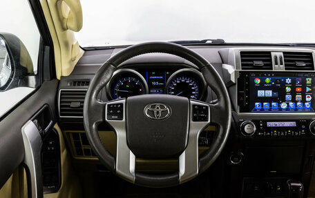 Toyota Land Cruiser Prado 150 рестайлинг 2, 2016 год, 3 799 000 рублей, 13 фотография