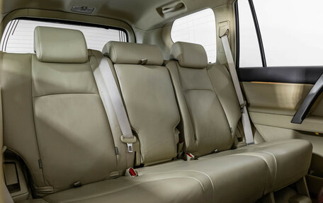 Toyota Land Cruiser Prado 150 рестайлинг 2, 2016 год, 3 799 000 рублей, 26 фотография