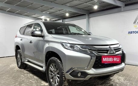 Mitsubishi Pajero Sport III рестайлинг, 2019 год, 2 899 000 рублей, 7 фотография