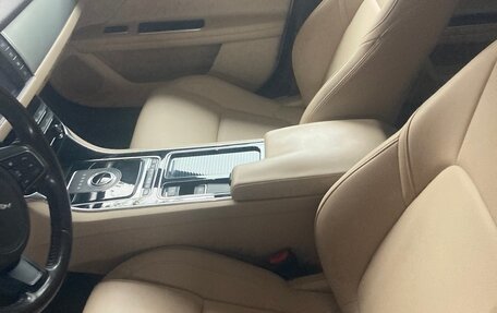 Jaguar XF II, 2017 год, 2 350 000 рублей, 4 фотография