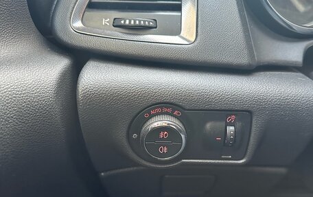 Opel Astra J, 2011 год, 1 000 000 рублей, 7 фотография