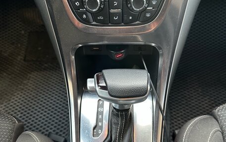 Opel Astra J, 2011 год, 1 000 000 рублей, 6 фотография