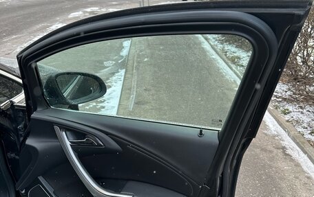 Opel Astra J, 2011 год, 1 000 000 рублей, 15 фотография