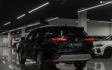 Toyota Highlander, 2025 год, 5 800 000 рублей, 4 фотография