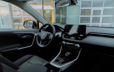 Toyota RAV4, 2025 год, 4 690 000 рублей, 30 фотография