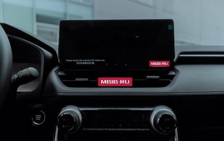 Toyota RAV4, 2025 год, 4 690 000 рублей, 20 фотография