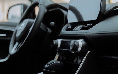 Toyota RAV4, 2025 год, 4 690 000 рублей, 33 фотография