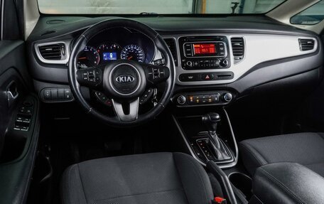 KIA Carens III (RP), 2016 год, 1 489 000 рублей, 6 фотография