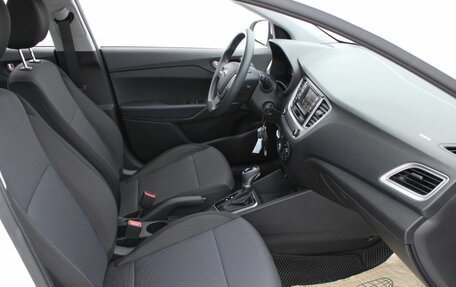 Hyundai Solaris II рестайлинг, 2021 год, 1 575 000 рублей, 10 фотография