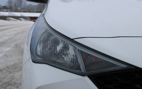 Hyundai Solaris II рестайлинг, 2021 год, 1 575 000 рублей, 13 фотография