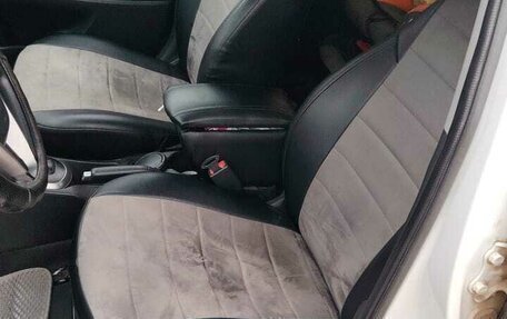 Hyundai Solaris II рестайлинг, 2015 год, 850 000 рублей, 2 фотография