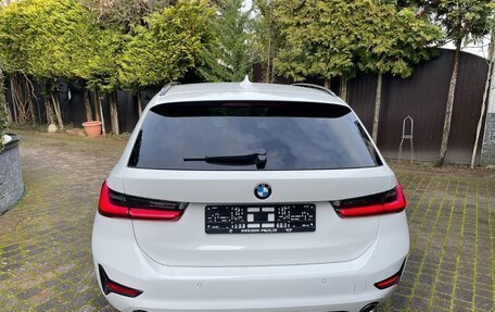 BMW 3 серия, 2019 год, 2 900 000 рублей, 3 фотография